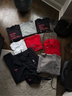 Nike Chicago Bulls Apparel Bundle - Red, Black, Gray